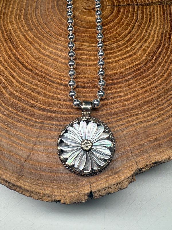 Belle Via One-Of-A-Kind Abalone Medium Flower Necklace