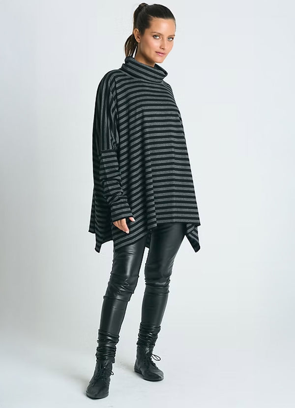 Planet Stripe Swing Turtle T