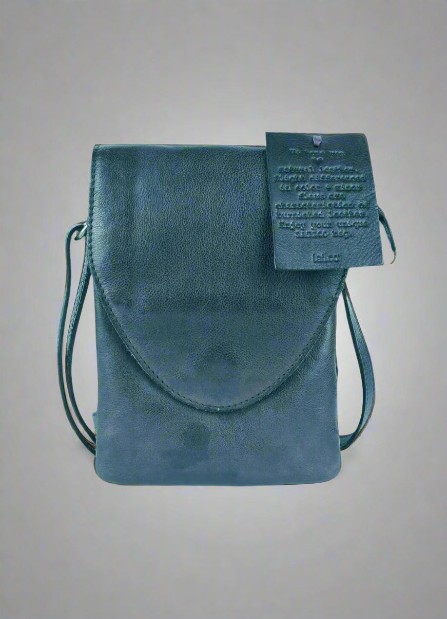Latico Leathers Pippa Leather Crossbody Bag – Details Direct