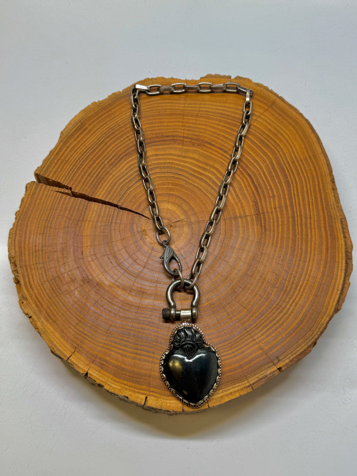 Belle Via Jewelry Black Onyx Sacred Heart on Metal Carabiner Necklace