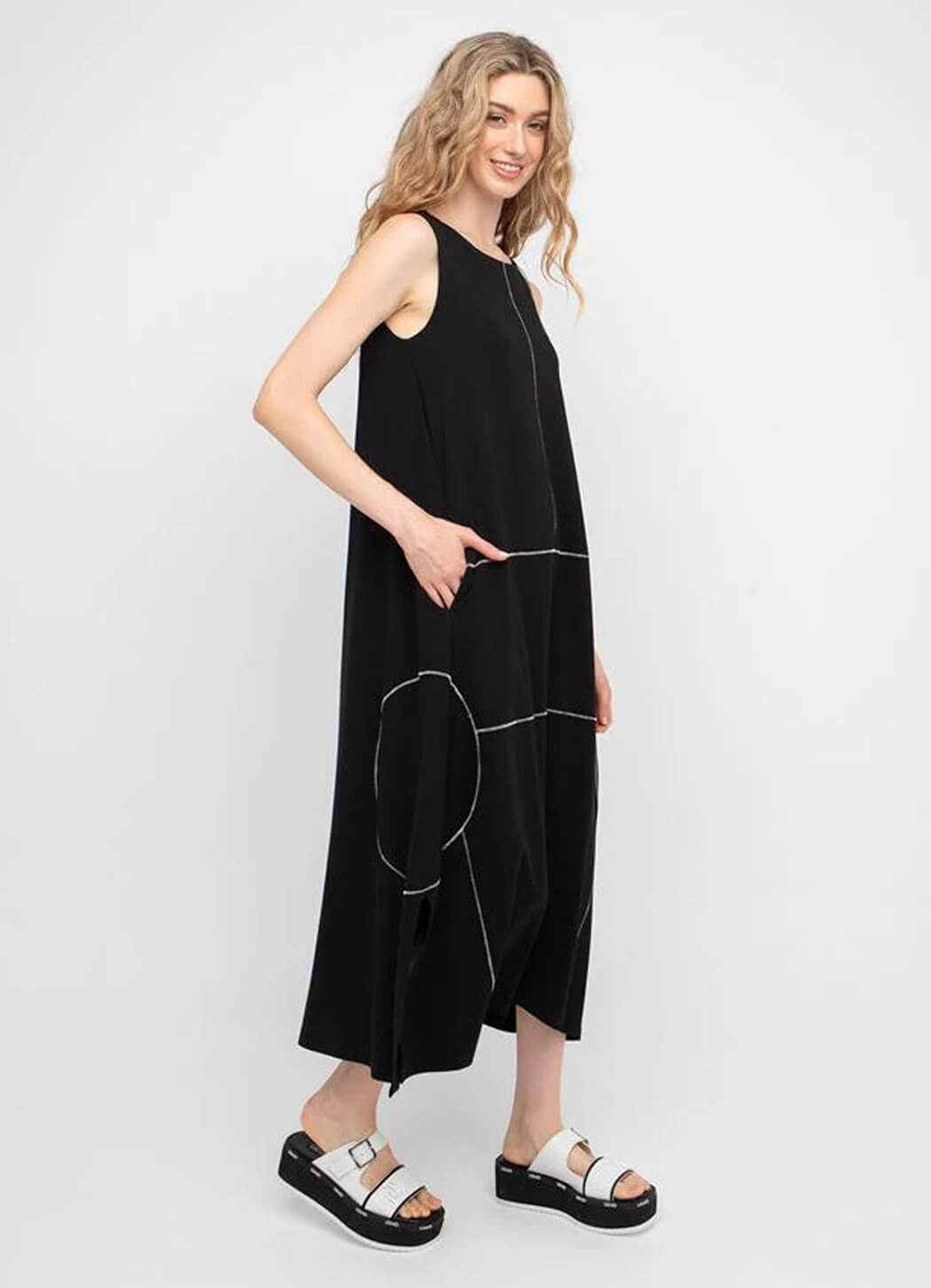 OZAI Geometric Midi Dress