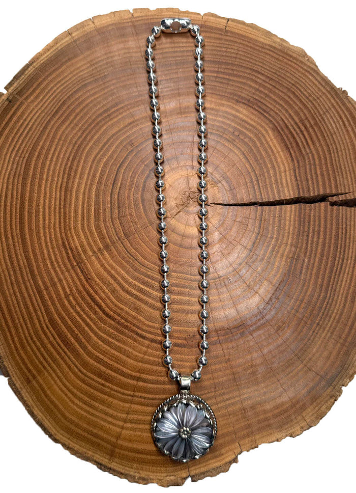 Belle Via One-Of-A-Kind Abalone Medium Flower Necklace