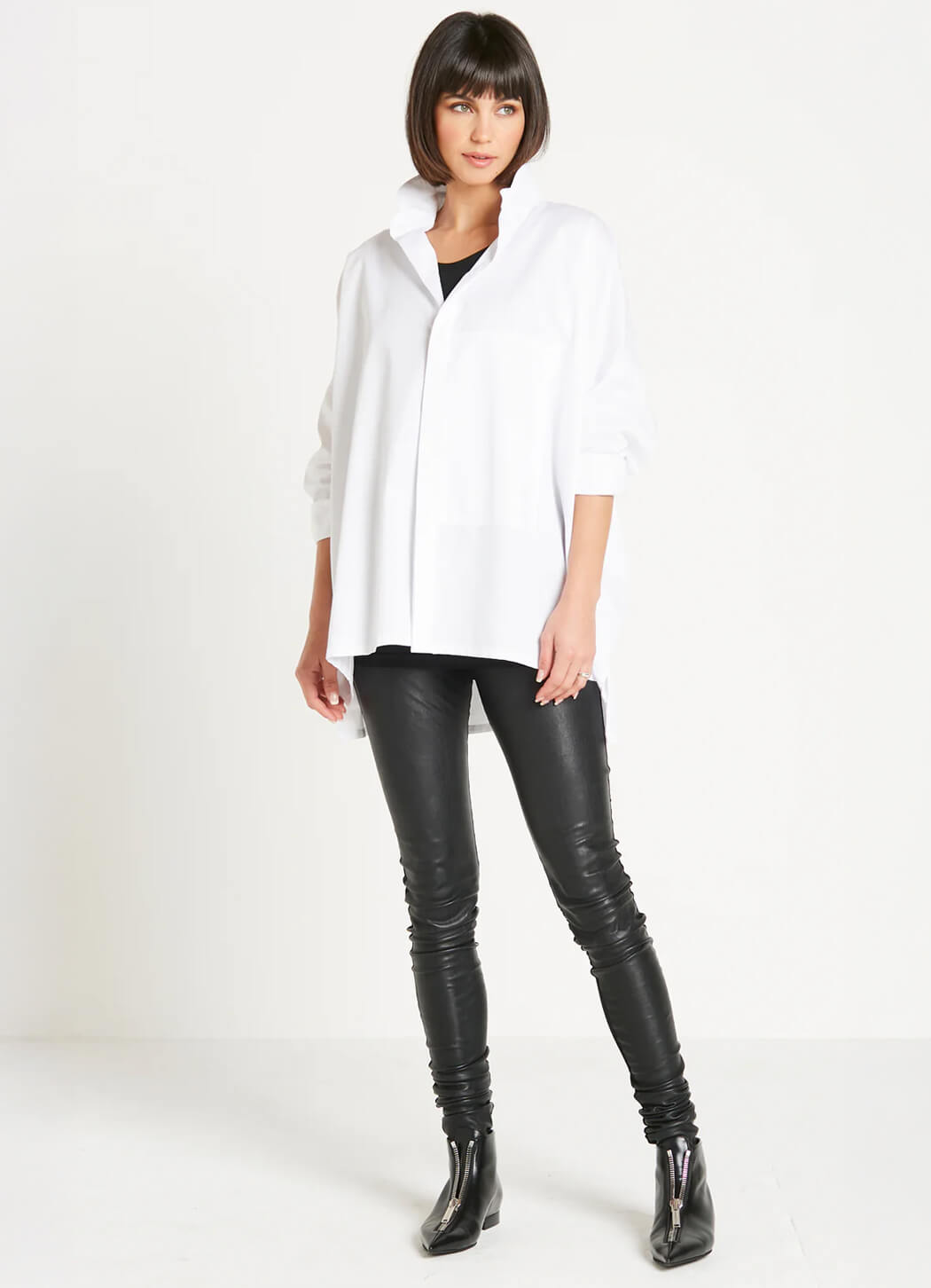 Planet Signature Rib Shirt in White