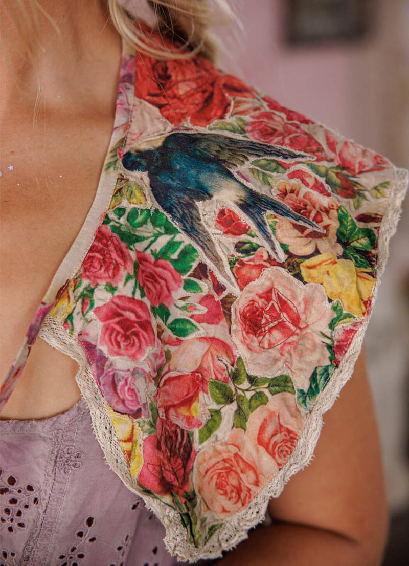 Magnolia Pearl Floral Applique Hannes Collar