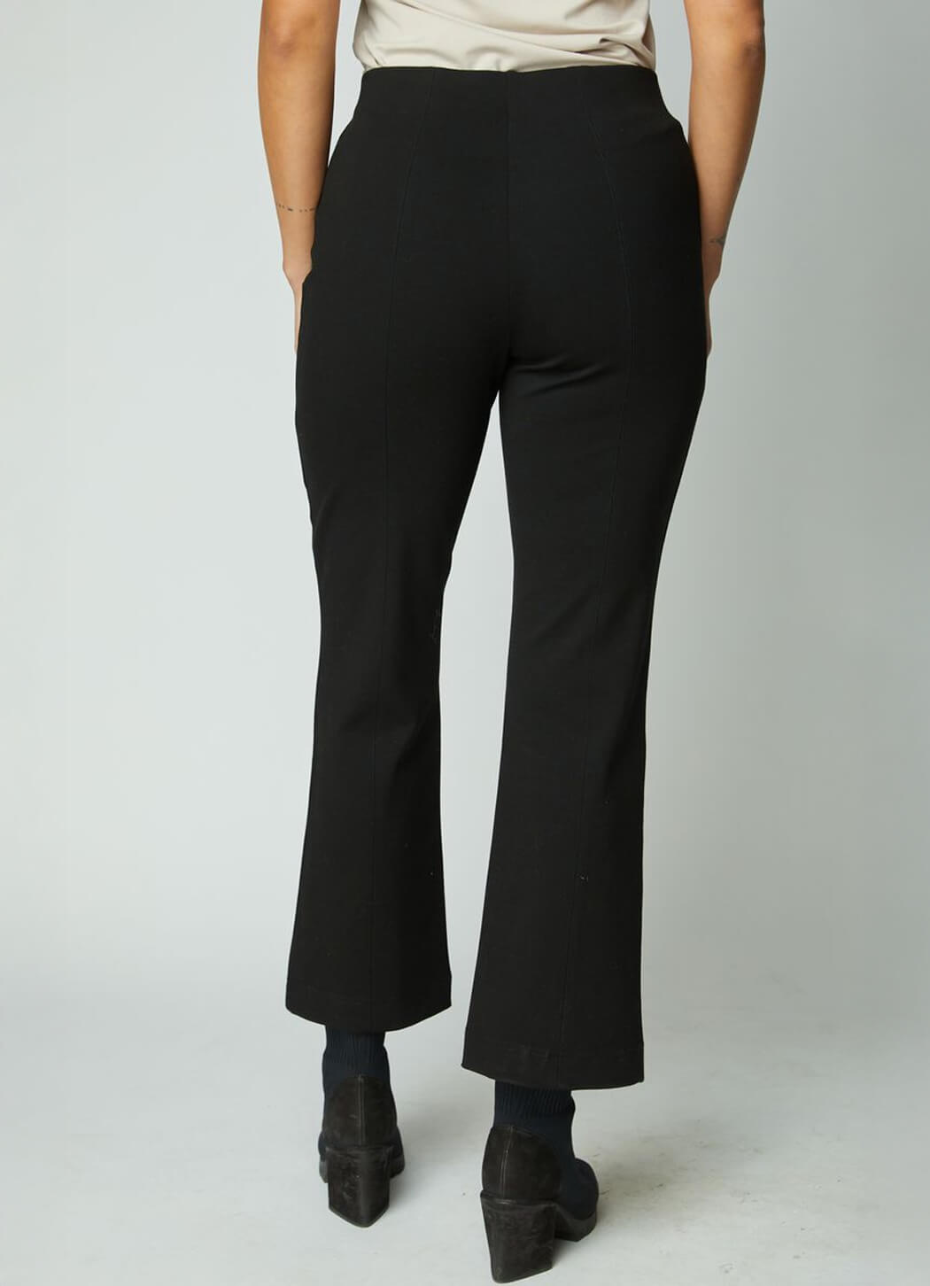Olivia Ponte Kickflare Pant