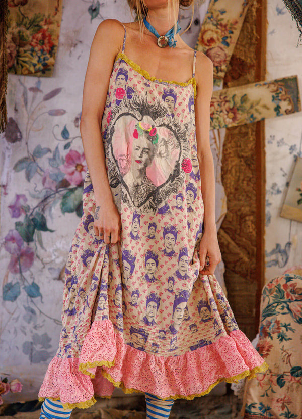 Magnolia Pearl Frida Corazón Llameante Clementine Slip