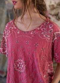 Magnolia Pearl Handkerchief T