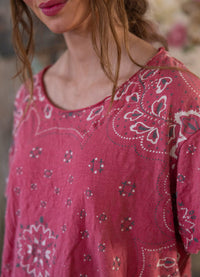 Magnolia Pearl Handkerchief T
