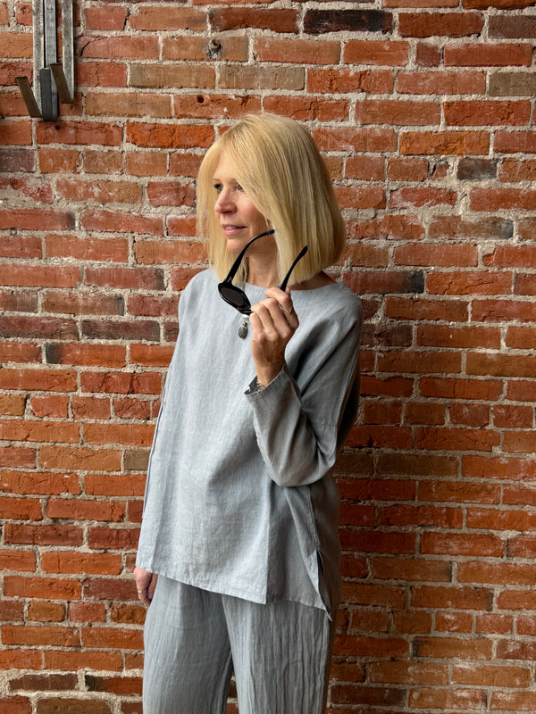 Suzy D Mateo Slash Neck Linen Top