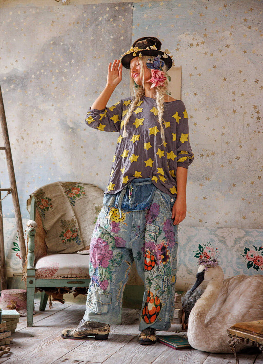 Magnolia Pearl Star Appliqué Viggo Tee – Details Direct