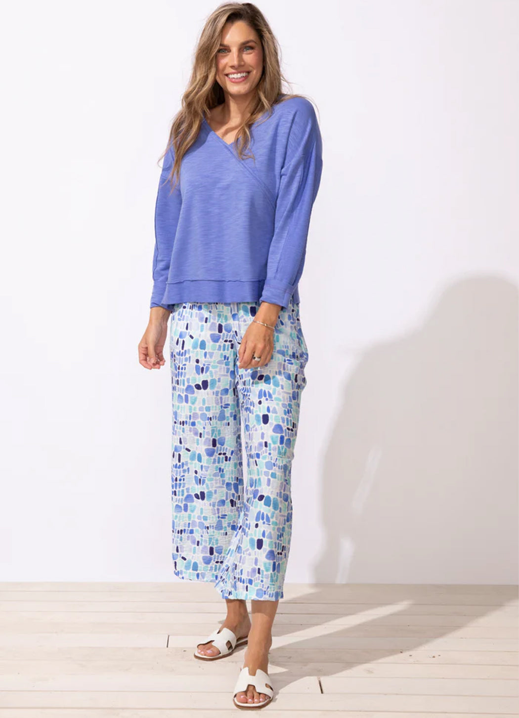 Escape Two-Way Pullover