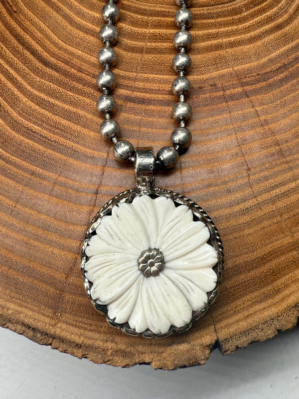 Belle Via Jewelry One-Of-A-Kind Wild Buffalo Flower Necklace