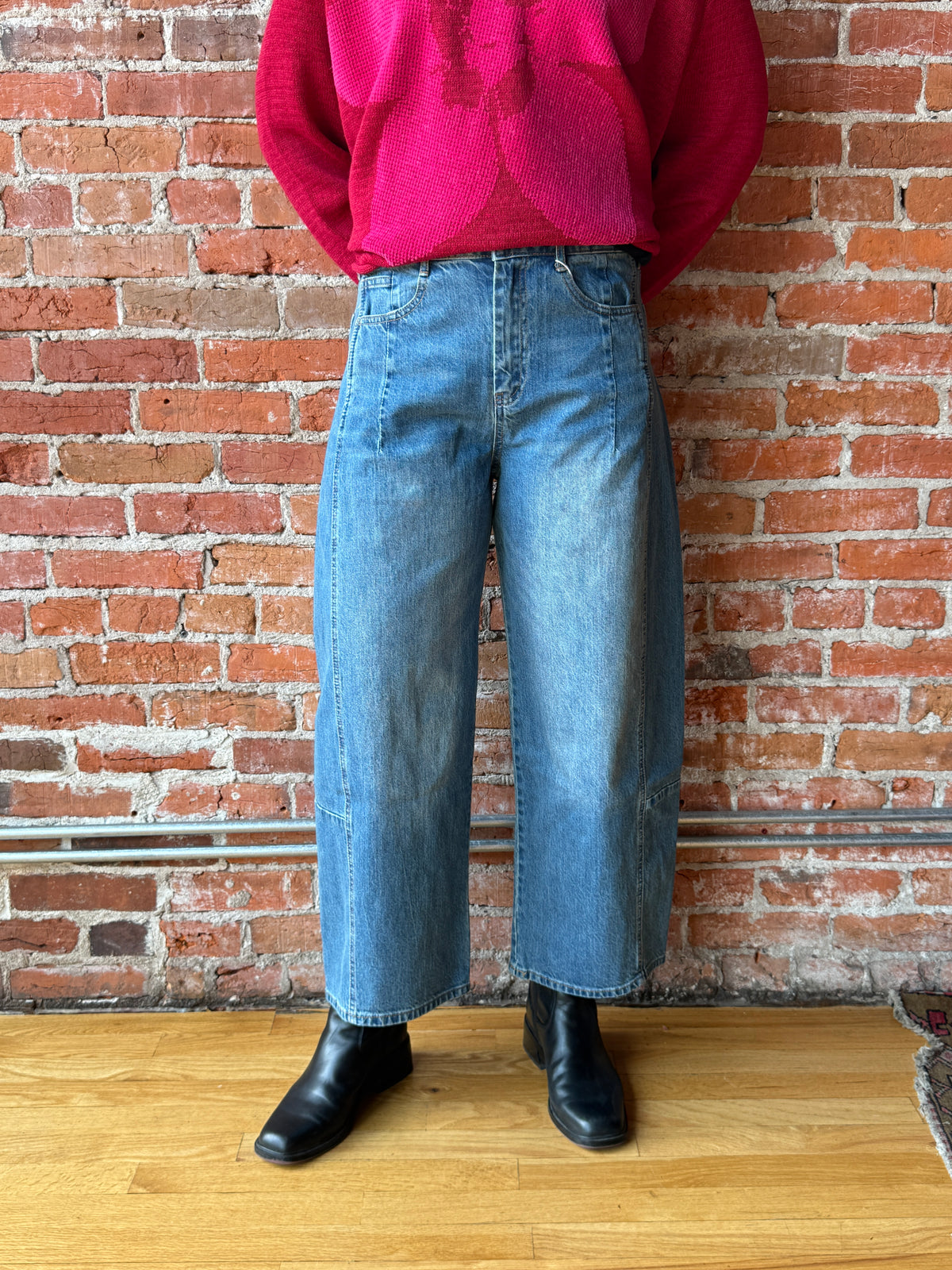 Tractr High Rise Barrel Crop Jean