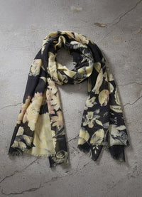 Chinar Winslet Scarf