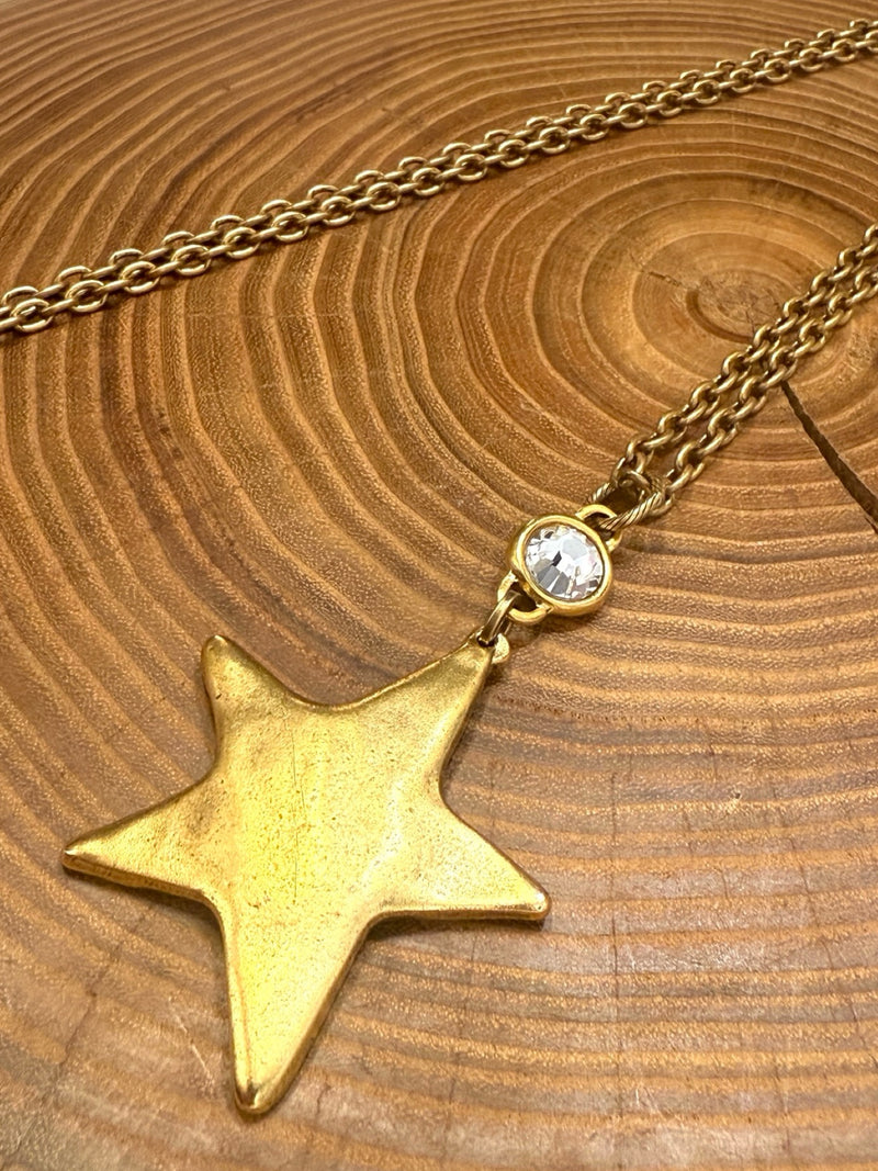 Belle Via Jewelry Hammered Star Necklace