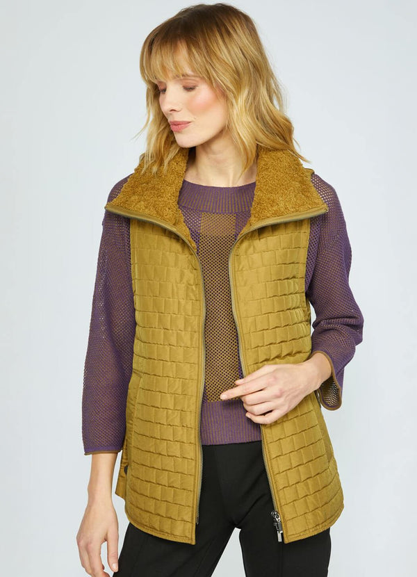 Olivia Sherpa Quilt Cozy Cabin Vest