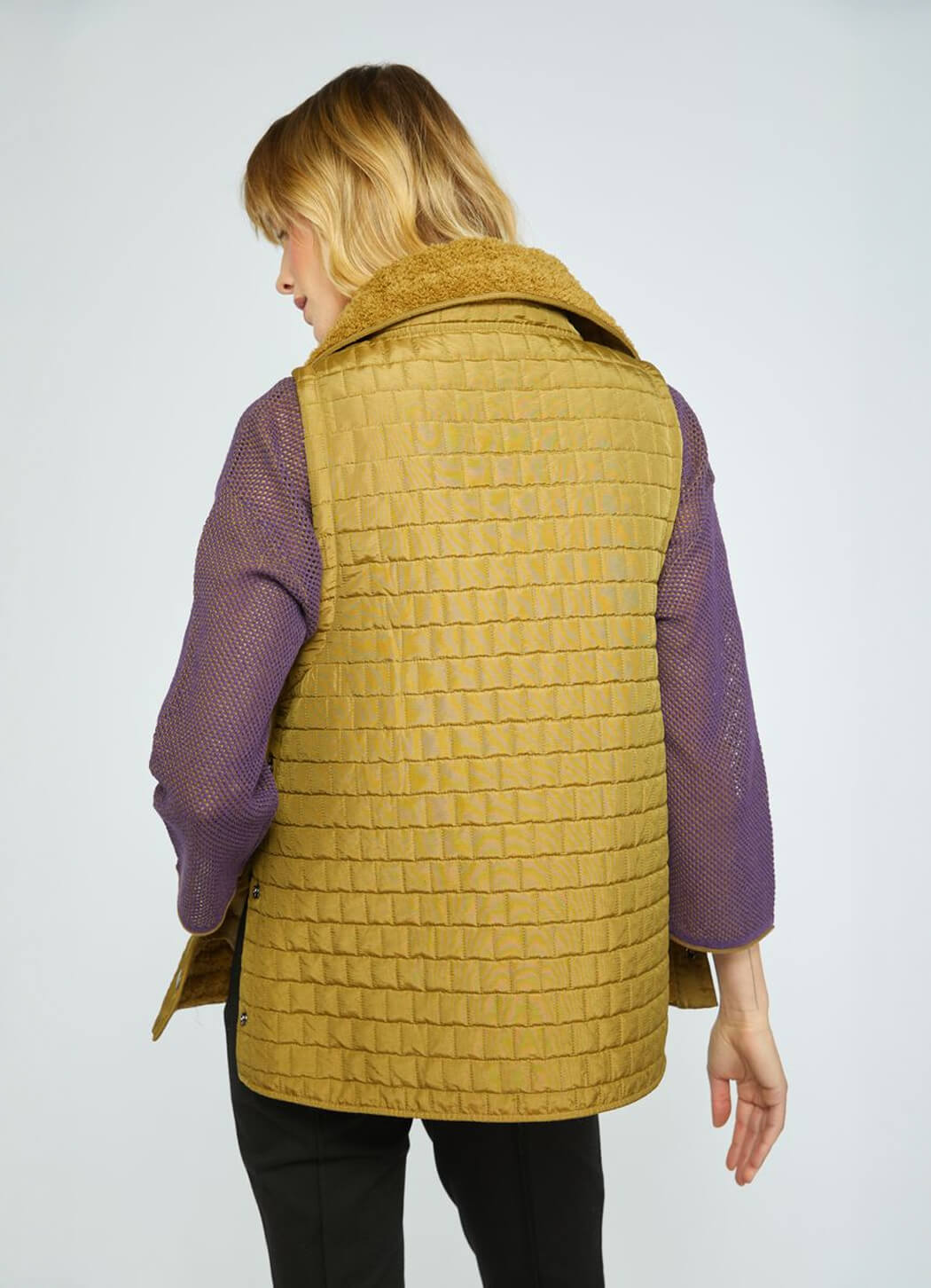 Olivia Sherpa Quilt Cozy Cabin Vest