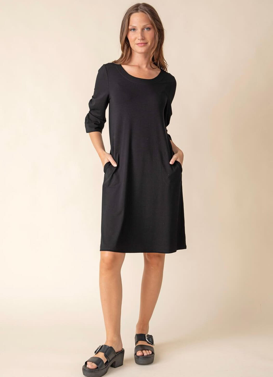 Habitat Core Travel City Solid Black Dress (55988) S