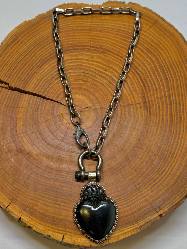 Belle Via Jewelry Black Onyx Sacred Heart on Metal Carabiner Necklace
