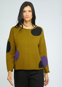 Olivia Statement Circle Pullover