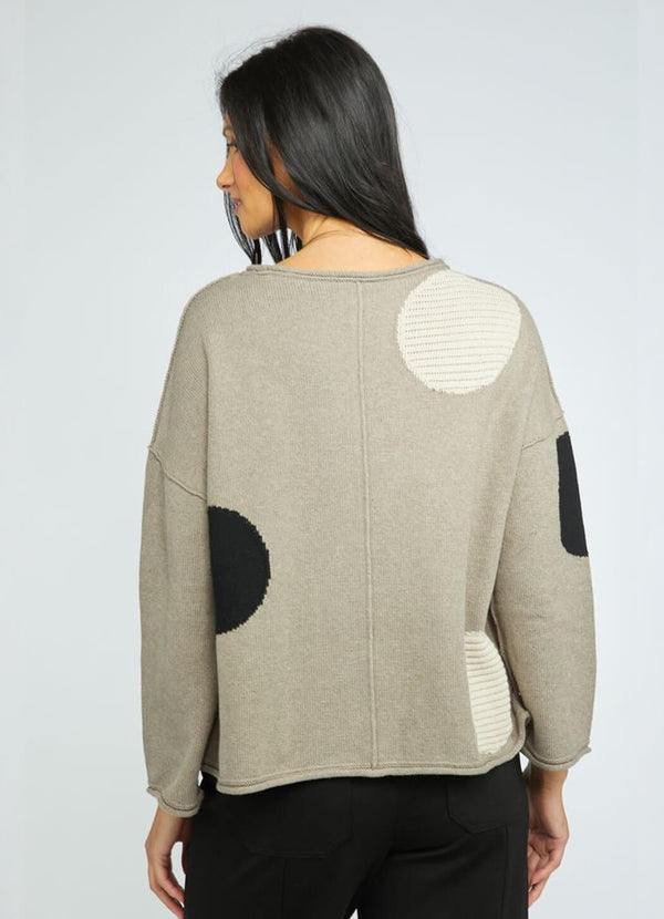 Olivia Statement Circle Pullover
