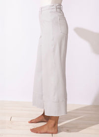 Escape Knit Denim Flood Jean