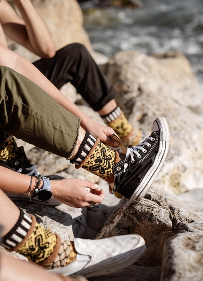 Solmate Socks Crew Honey Bee