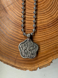 Belle Via Jewelry One-Of-A-Kind Medium Abalone  Flower Necklace