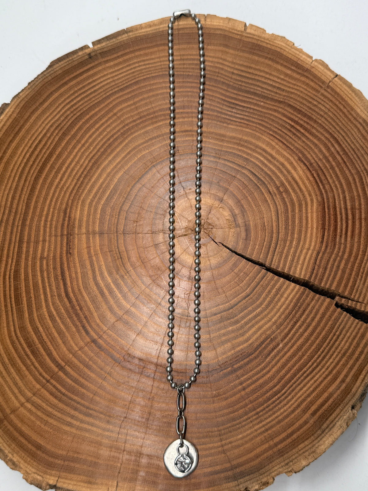 Belle Via Jewelry Hammered Disc Necklace