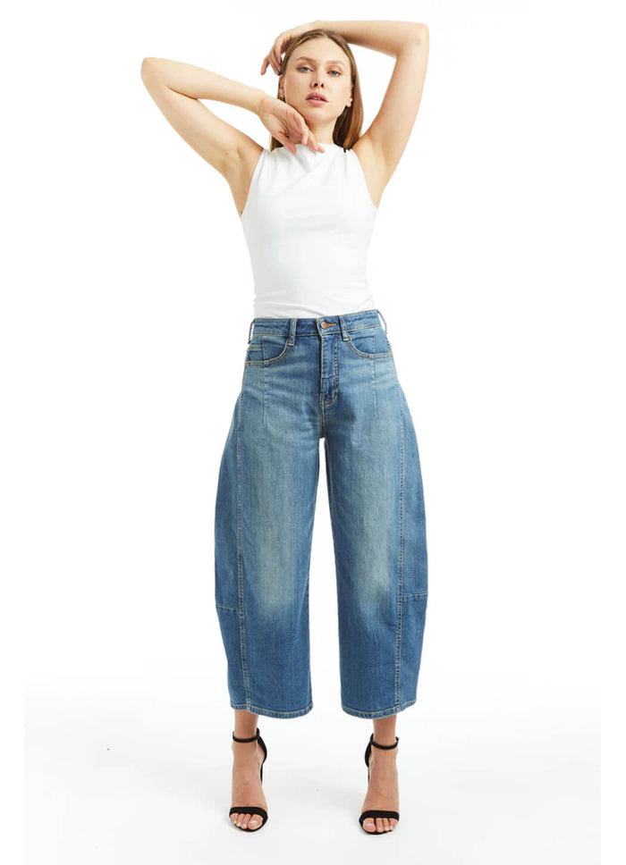 Tractr High Rise Barrel Crop Jean