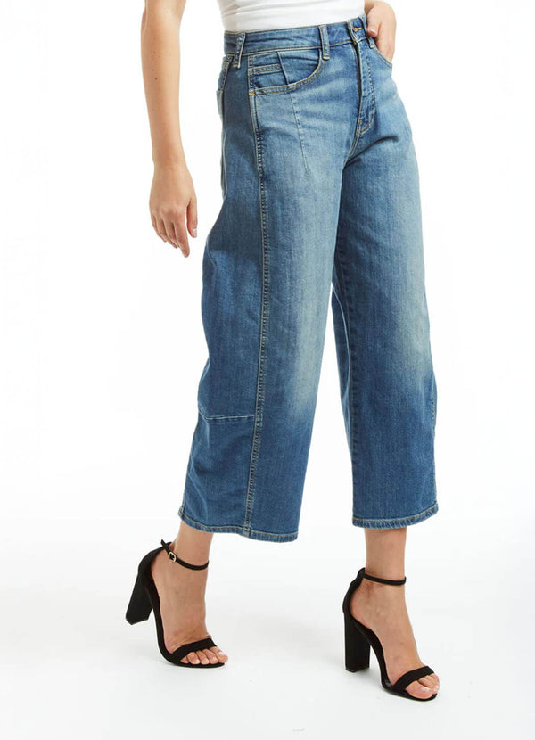 Tractr High Rise Barrel Crop Jean