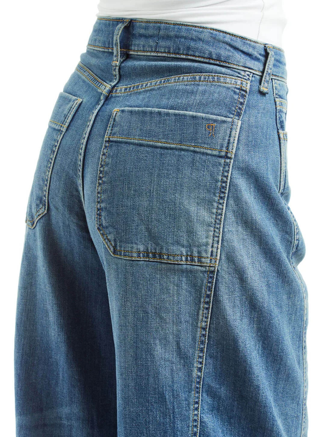 Tractr High Rise Barrel Crop Jean