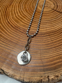 Belle Via Jewelry Hammered Disc Necklace
