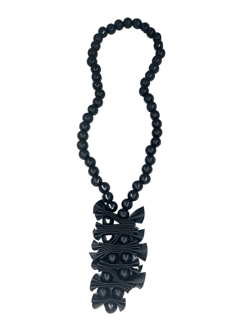 AC-055 Swing Necklace Black