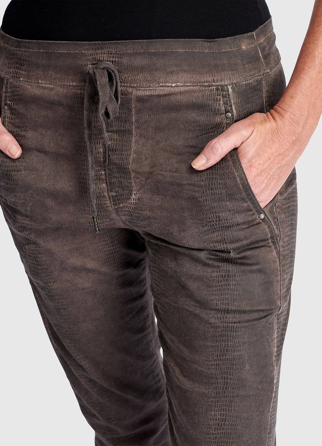 Alembika Washed Iconic Stretch Jeans