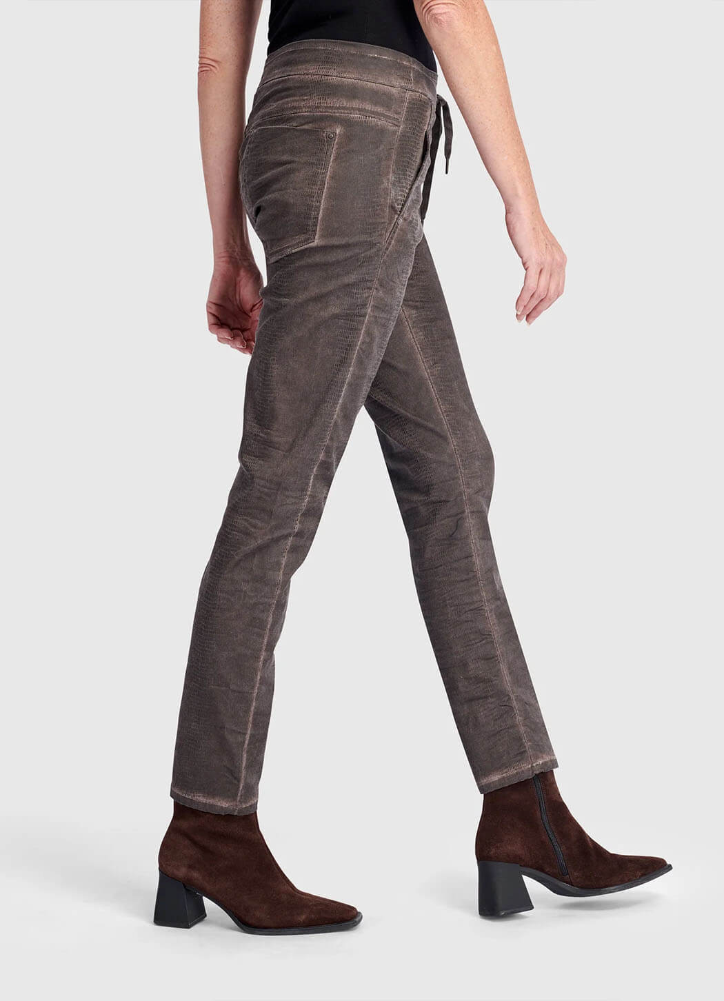 Alembika Washed Iconic Stretch Jeans