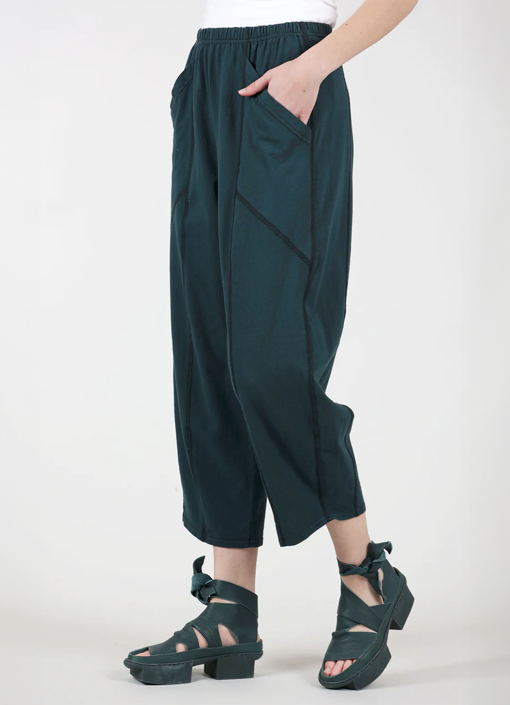 Cynthia Ashby Jamie Pant – Details Direct
