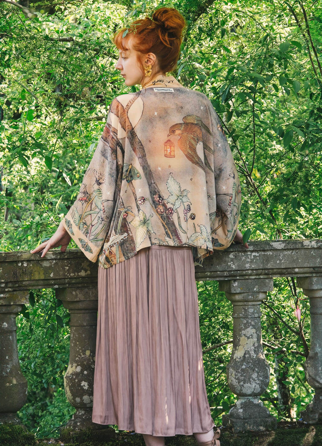 Market Of Stars Love Light Cropped Kimono W/ Woodland Swallow & Stars