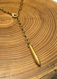 Belle Via Jewelry Hammered Pendulum Lariat