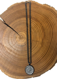 Belle Via Jewelry Compass Pendant Necklace
