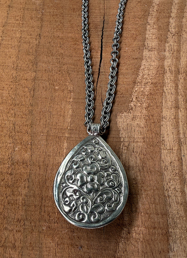 Belle Via Jewelry One-Of-A-Kind Larimar Necklace