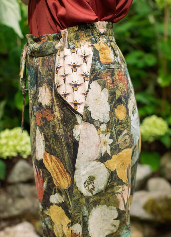 Market of Stars I Dream in Flowers Linen Cropped Artist Pants w/Bees