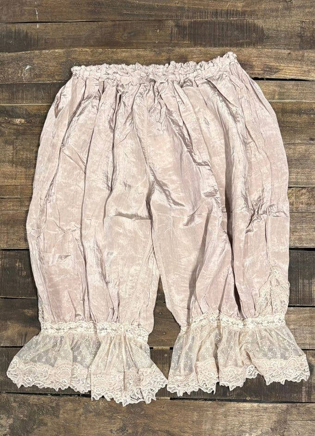 Jaded Gypsy Alluring Romance Bloomers