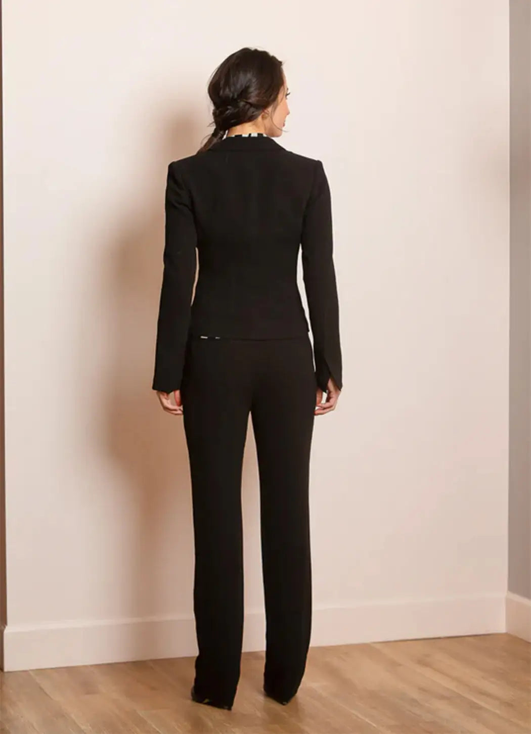 Jessie Liu Crepe Suit Pant