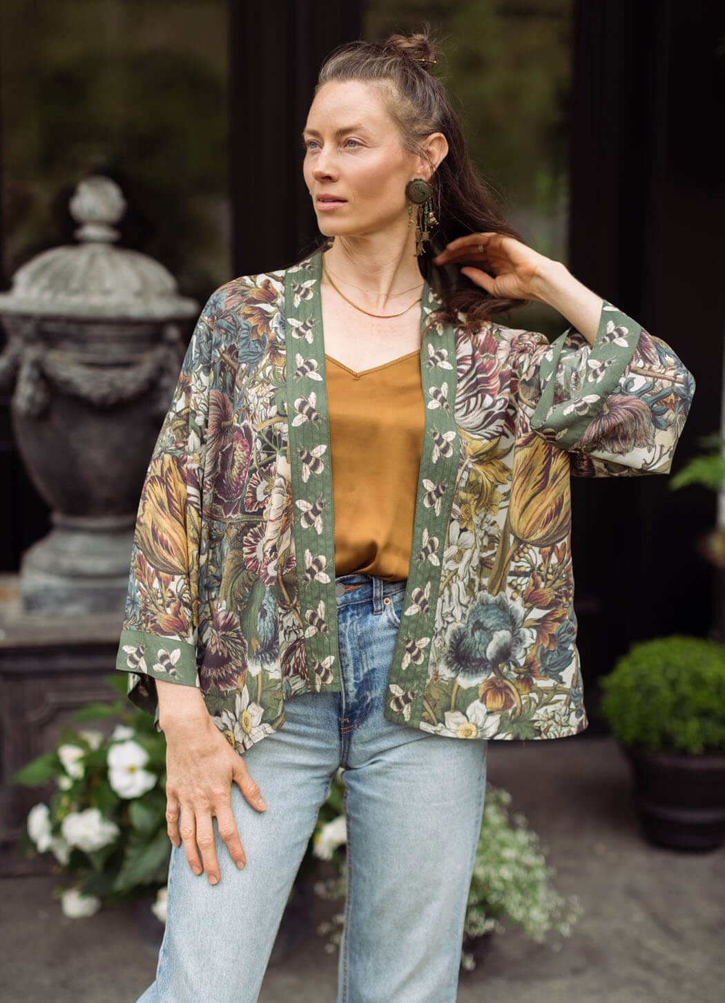 Kimonos – Details Direct