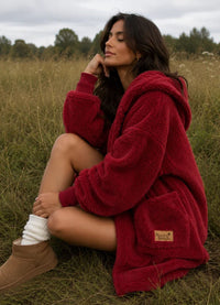 Nordic Beach Long Body Wrap - Red Velvet