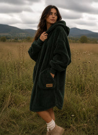 Nordic Beach Long Body Wrap - Midnight Green