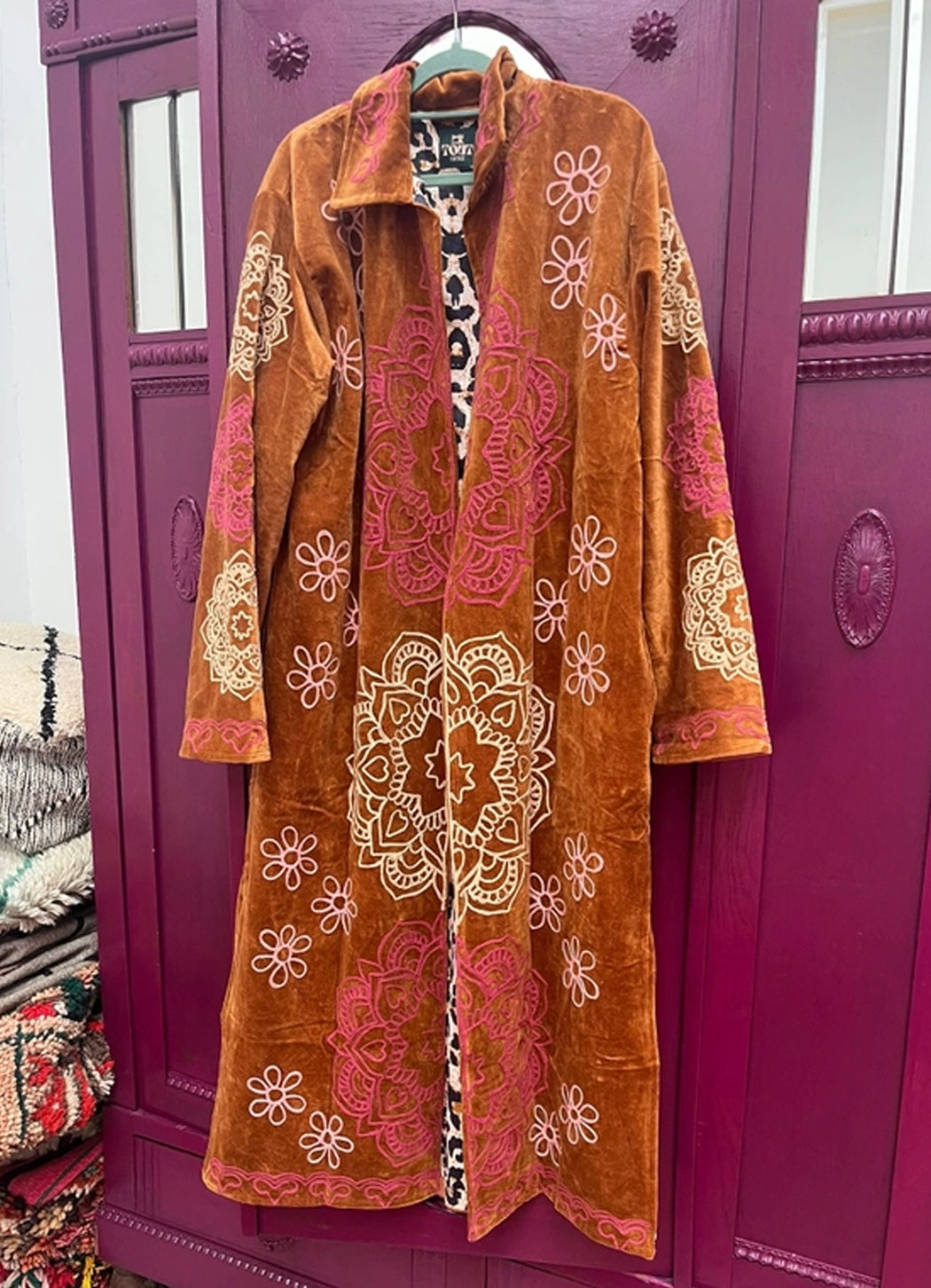 ToutVintage Long Mandala Embroidery Coat