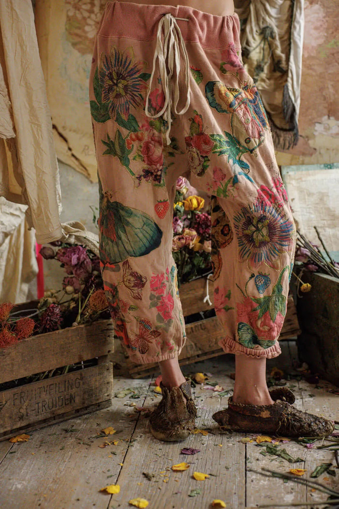 Magnolia Pearl Applique La Jolla Joggers