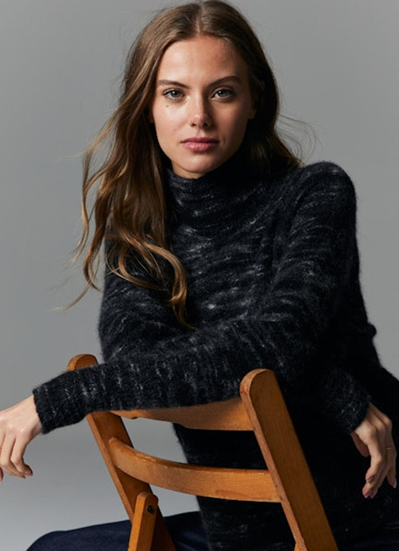 Autumn Cashmere Space Dye Mock-Neck Cropped Sweater